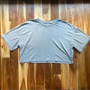 Colsie gray cropped tee